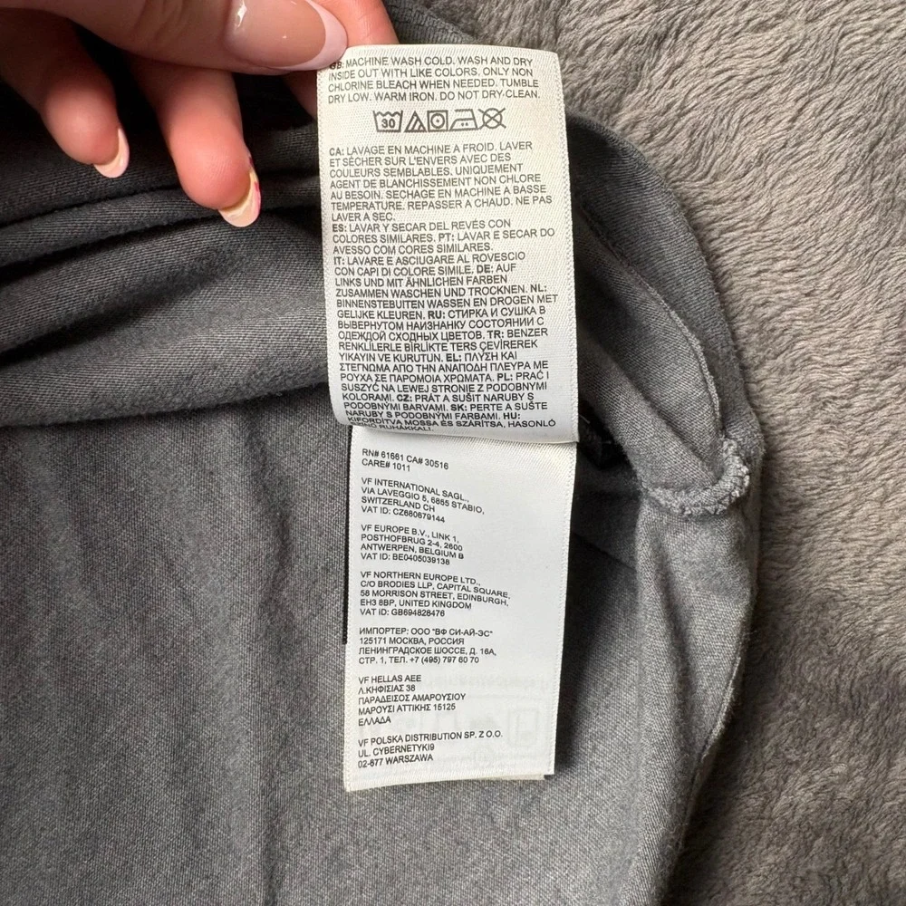 The North Face T-Shirt Mens M Grey Circular Design Logo Graphic Short Sleeve Tee